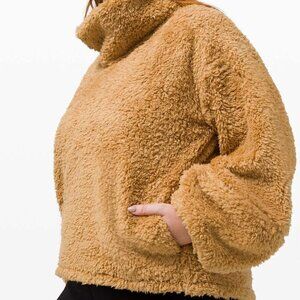 Lululemon Warm Restore Sherpa Pullover Gold Buff M/L NEW Teddy